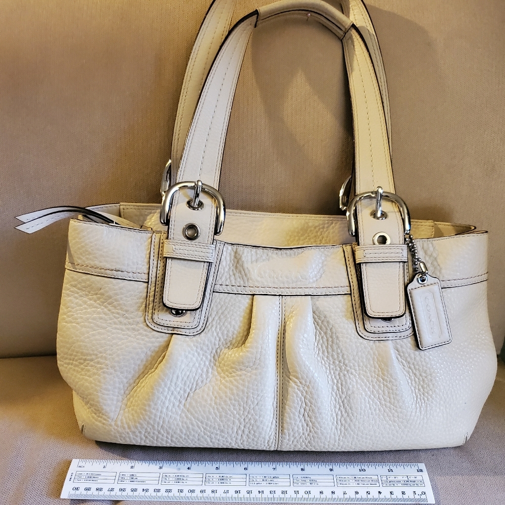 Coach purse - Picture 1 of 4